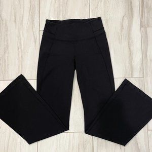 Groove Super-High-Rise Flared Pant